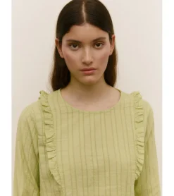 BLUSA CORTA PLUMETI
