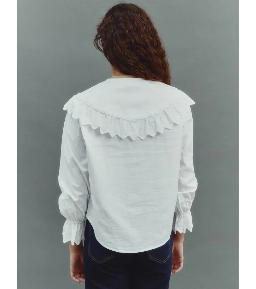 BLUSA CUELLO VOLANTES