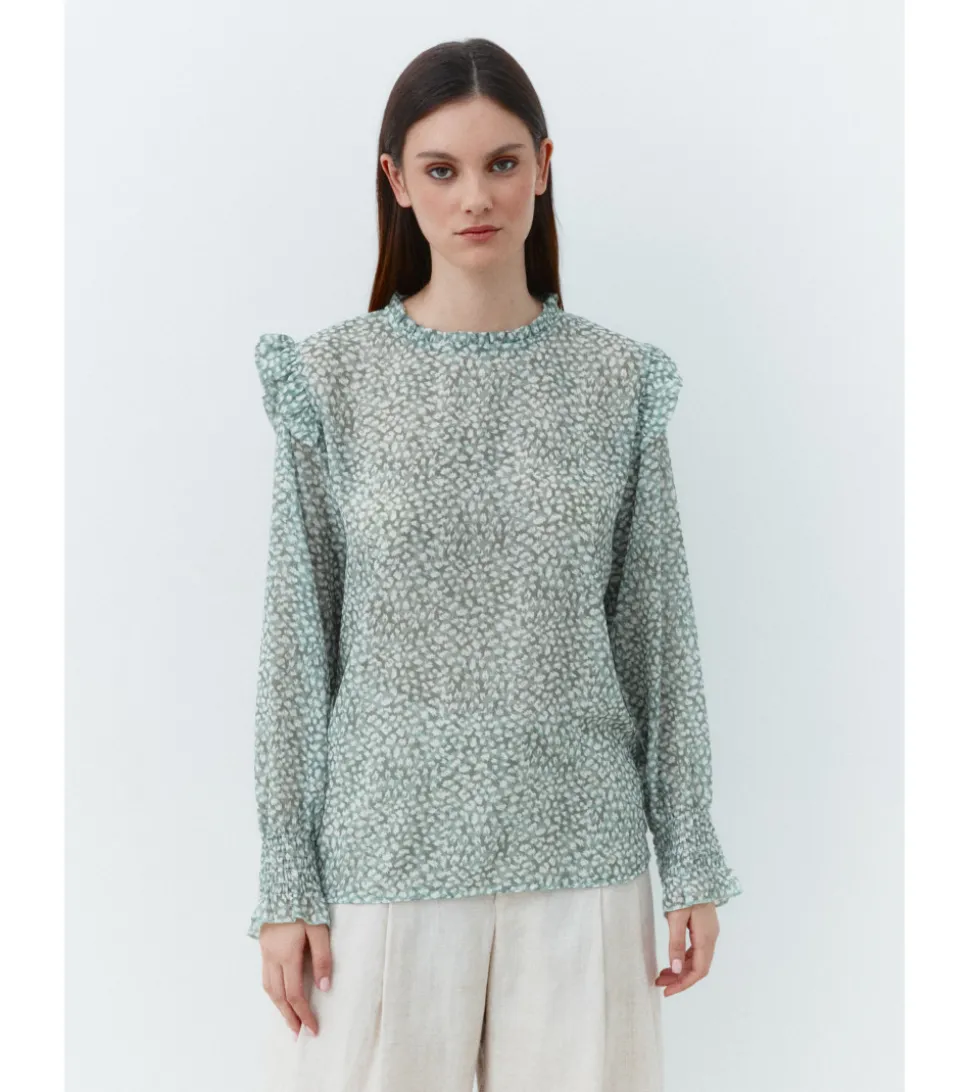 BLUSA ESTAMPADA VOLANTE
