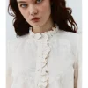 BLUSA FLORES BORDADAS