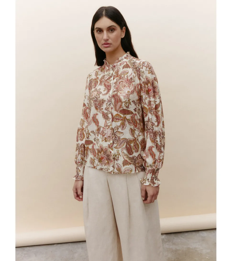BLUSA FLORES HILO DORADO