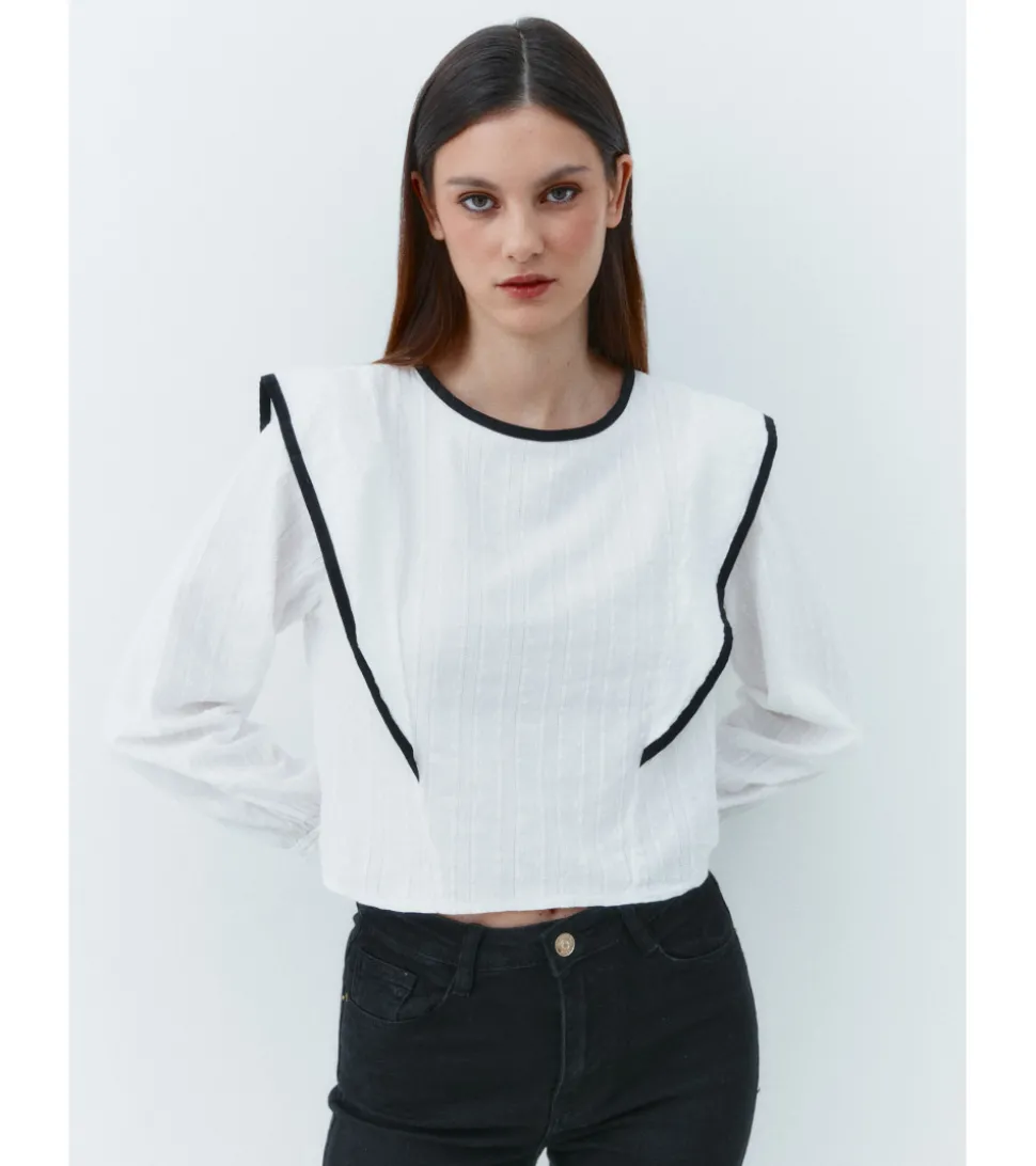 BLUSA PLUMETI VOLANTE