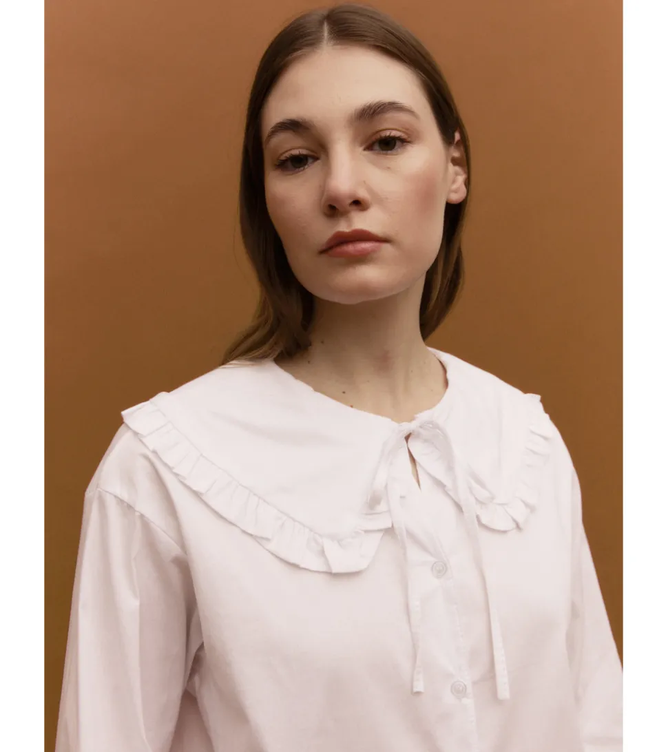 BLUSA ROMÁNTICA CUELLO BOBO