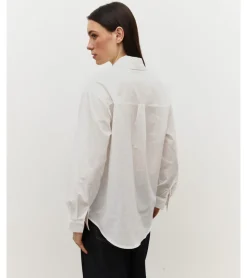 CAMISA BORDADA HOJAS