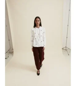 CAMISA FLORES BORDADAS