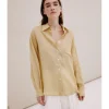 CAMISA LINO ABERTURAS ESPALDA