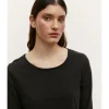 CAMISETA BASIC CUELLO REDONDO