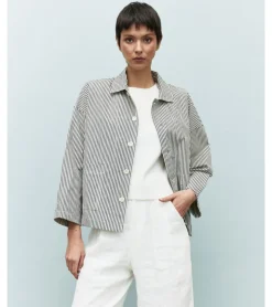 CHAQUETA RAYAS BOTONES