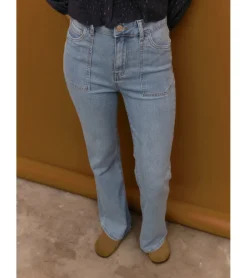 JEANS FLARE BOLSILLOS