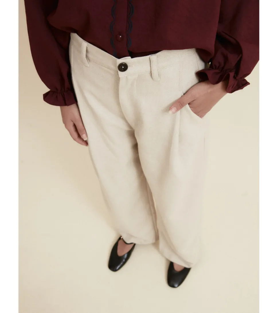 PANTALÓN ANCHO PINZAS