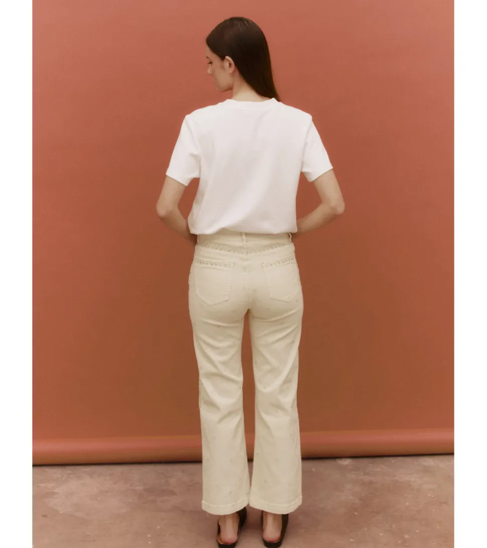PANTALÓN DENIM BORDADO