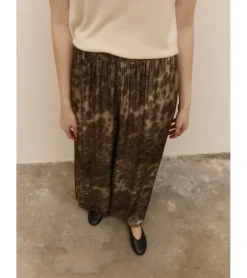 PANTALÓN SATINADO ESTAMPADO