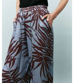 PANTALÓN SATÉN HOJAS