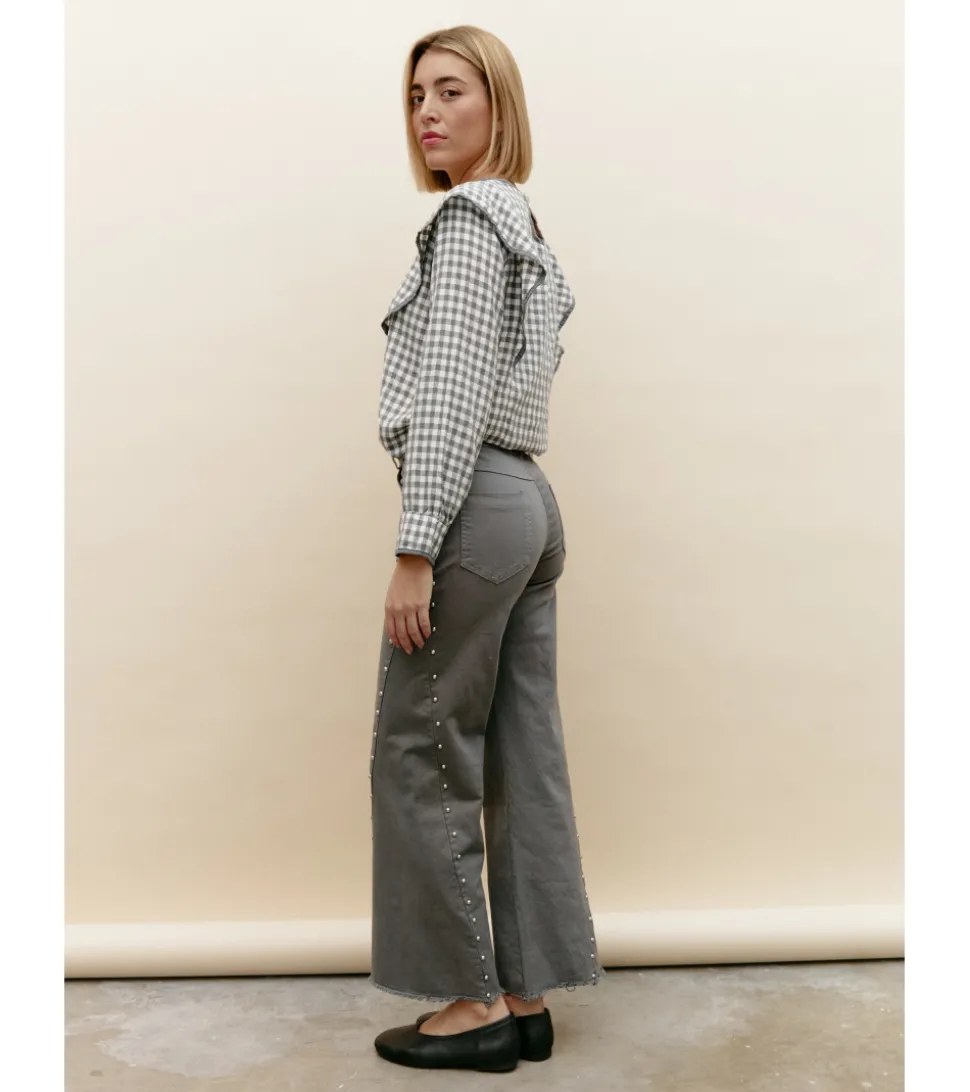 PANTALÓN TACHUELAS