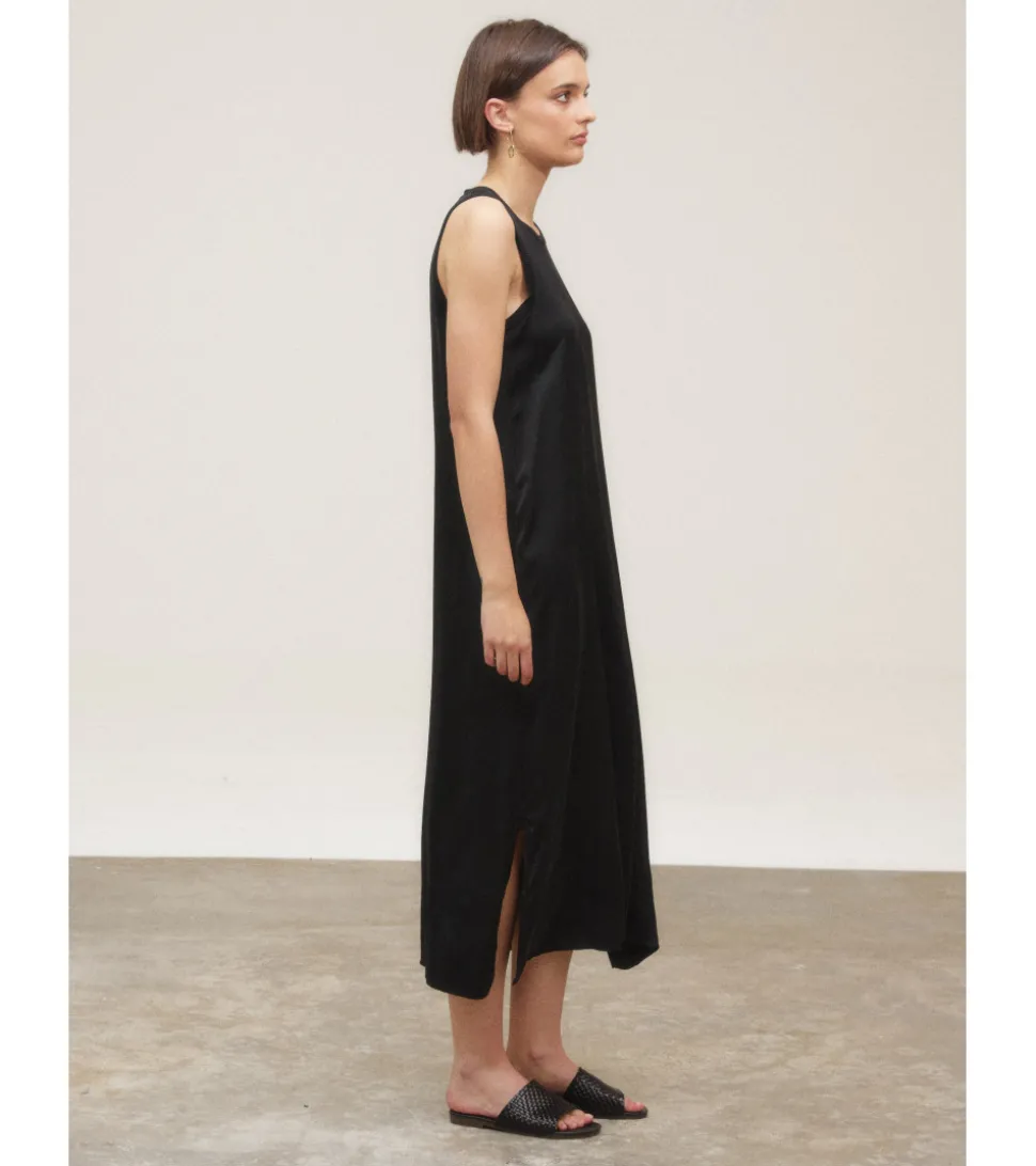 VESTIDO SATINADO